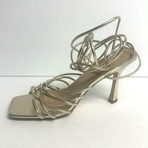 Steve Madden Womens Elegance Sandal Gold Size 9.5 M